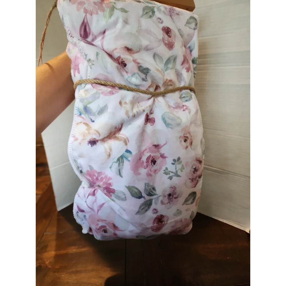 Tiny Garden Floral Reversible Baby Blanket White Pink Green 30